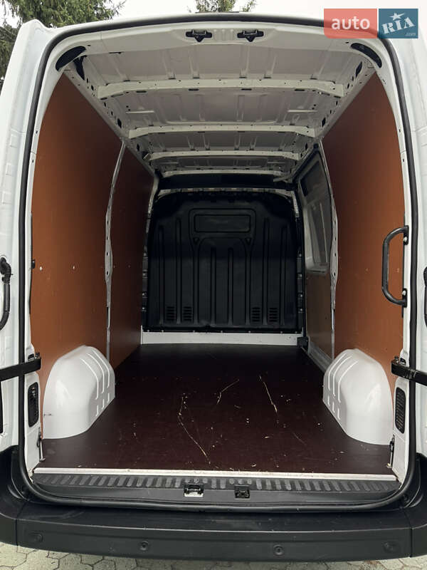 Грузовой фургон Renault Master 2021 в Дубно