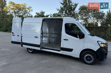 Грузовой фургон Renault Master 2020 в 