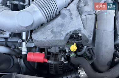 Грузовой фургон Renault Master 2020 в 