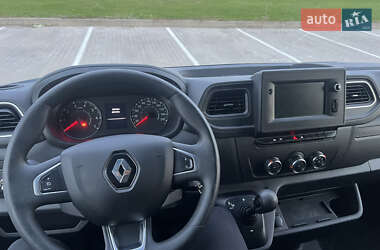Грузовой фургон Renault Master 2022 в 