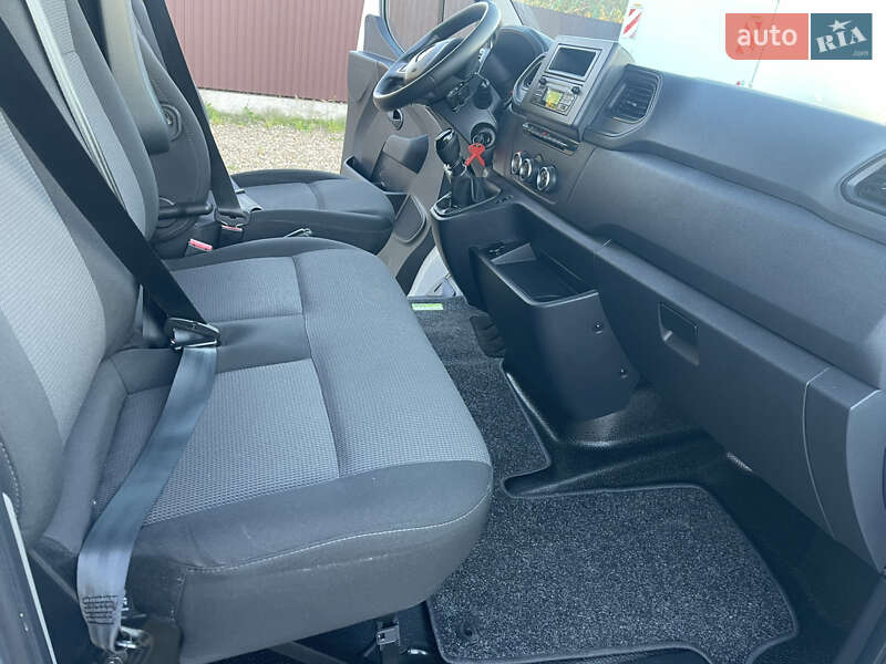 Грузовой фургон Renault Master 2020 в Львове
