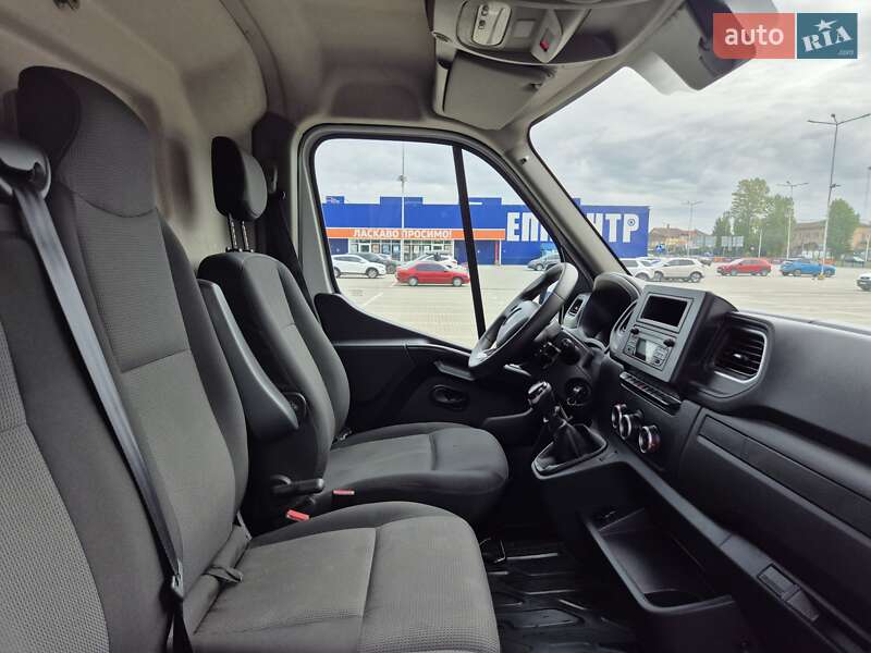 Грузовой фургон Renault Master 2020 в Тернополе