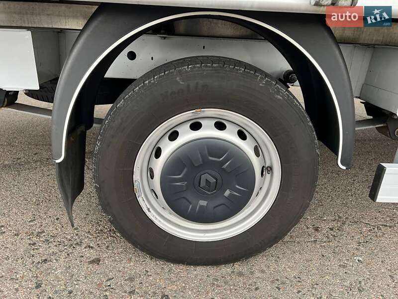 Тентованый Renault Master 2022 в Киеве