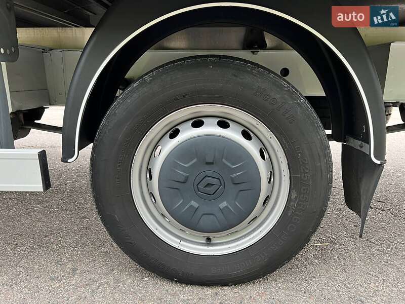 Тентованый Renault Master 2022 в Киеве