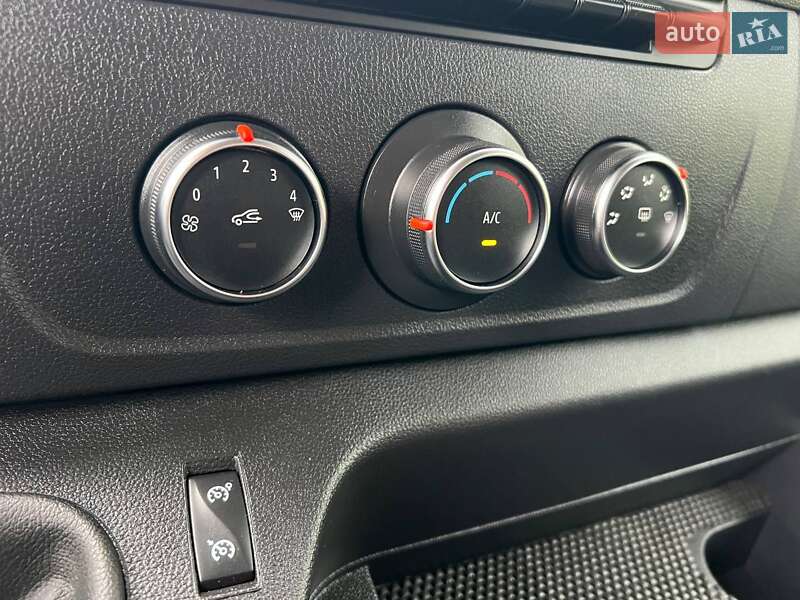 Тентованый Renault Master 2022 в Киеве