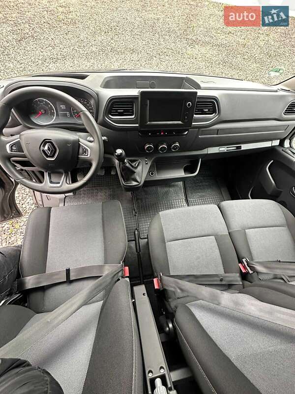 Грузовой фургон Renault Master 2023 в Киеве