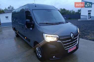 Грузовой фургон Renault Master 2023 в 