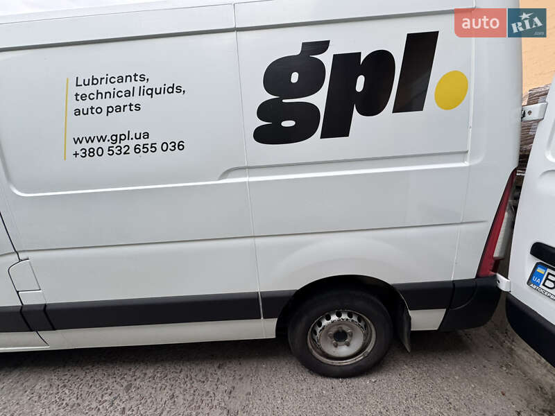 Грузовой фургон Renault Master 2016 в Полтаве