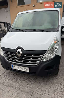 Вантажний фургон Renault Master 2016 в Полтаві