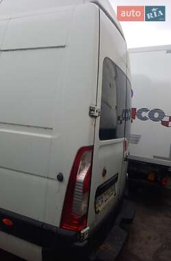Грузовой фургон Renault Master 2012 в 