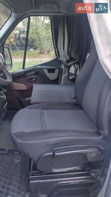 Тентованый Renault Master 2018 в Киеве