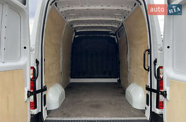 Грузовой фургон Renault Master 2020 в 