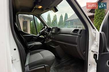 Грузовой фургон Renault Master 2021 в 