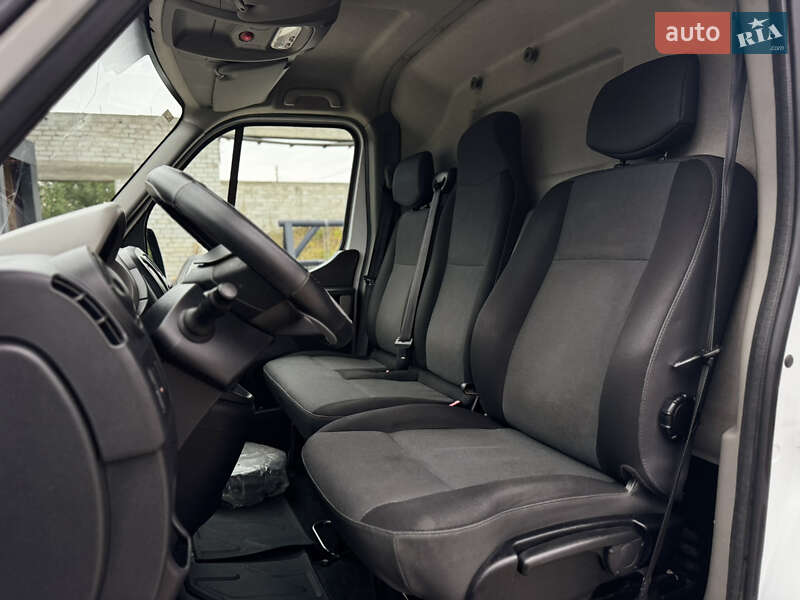 Грузовой фургон Renault Master 2017 в Житомире фото 15 Грузовой фургон Renault Master 2017 в Житомире