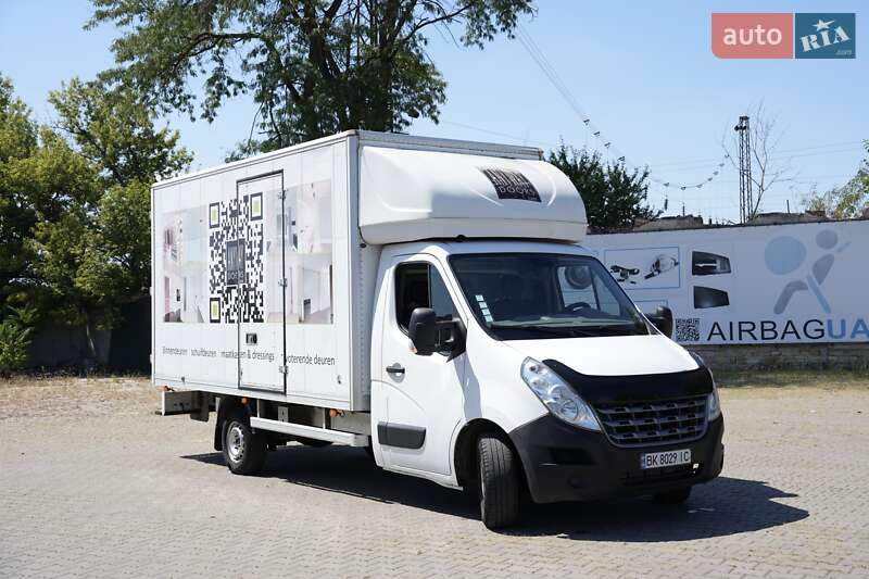 Микроавтобус грузовой (до 3,5т) Renault Master 2014 в 
