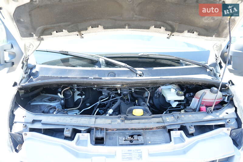 Микроавтобус грузовой (до 3,5т) Renault Master 2014 в Одессе фото 40 Микроавтобус грузовой (до 3,5т) Renault Master 2014 в Одессе