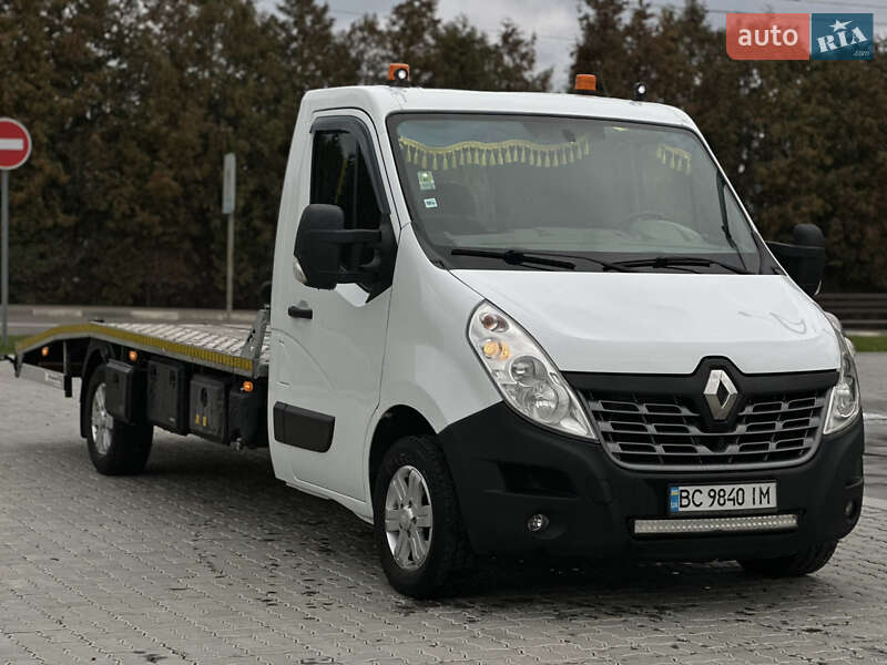 Эвакуатор Renault Master 2015 в Львове