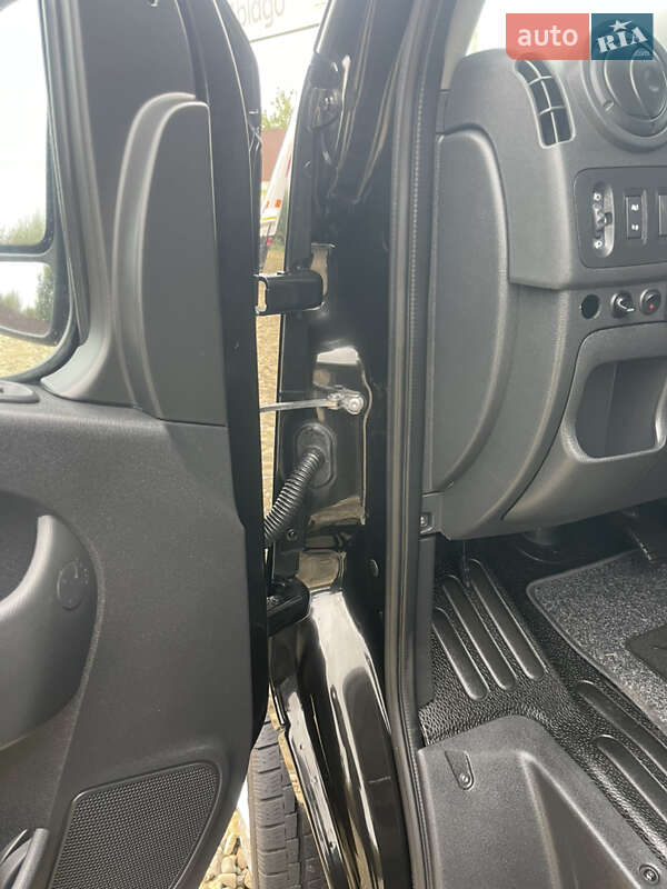Грузовой фургон Renault Master 2019 в Львове