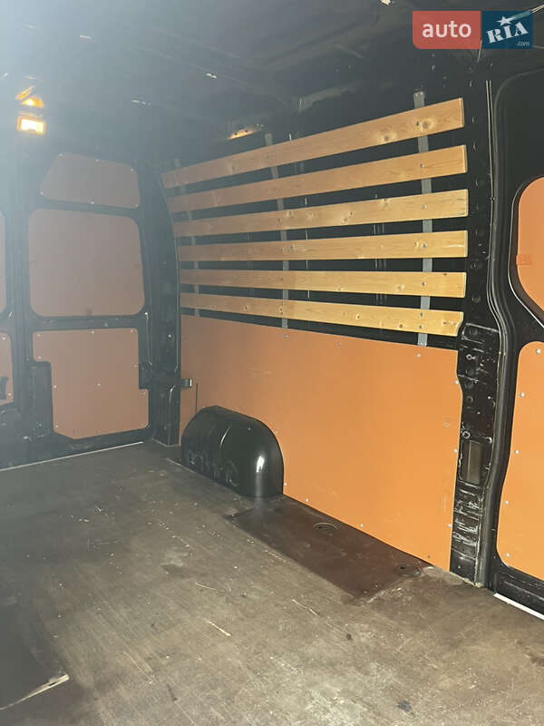 Грузовой фургон Renault Master 2019 в Львове