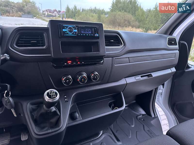 Тентованый Renault Master 2021 в Ковеле