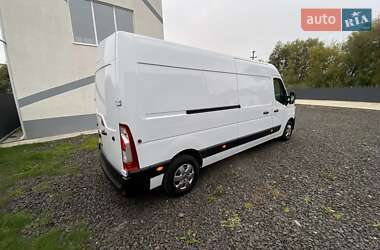 Грузовой фургон Renault Master 2022 в 