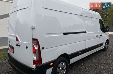 Грузовой фургон Renault Master 2022 в 