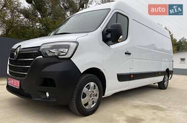Грузовой фургон Renault Master 2022 в 