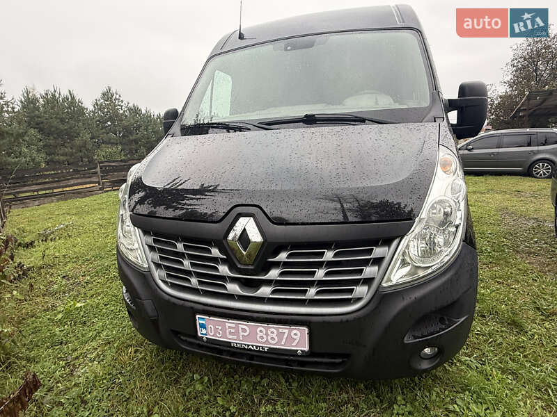 Грузовой фургон Renault Master 2017 в 
