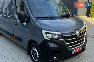 Грузовой фургон Renault Master 2022 в 