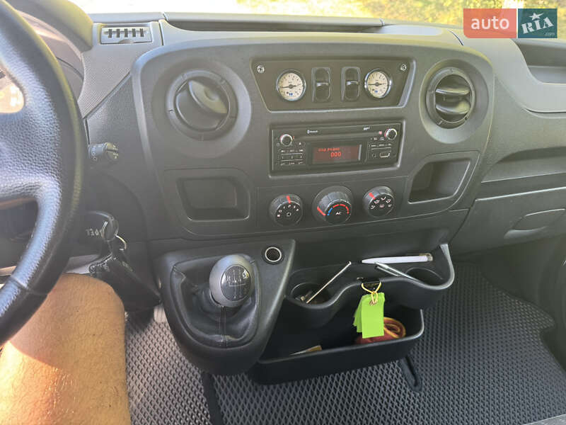 Автовоз Renault Master 2013 в Ковеле