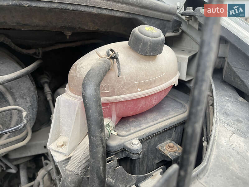 Грузовой фургон Renault Master 2016 в Луцке фото 21 Грузовой фургон Renault Master 2016 в Луцке