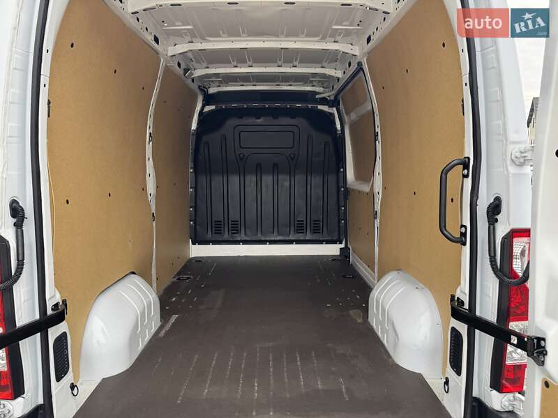Грузовой фургон Renault Master 2020 в Ровно