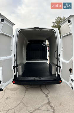 Грузовой фургон Renault Master 2021 в 