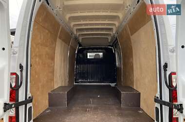 Вантажний фургон Renault Master 2019 в 