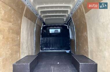 Вантажний фургон Renault Master 2019 в 