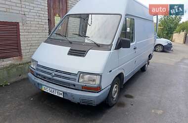 Грузовой фургон Renault Master 1990 в Луцке