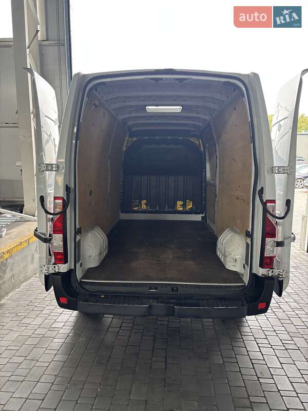 Грузовой фургон Renault Master 2019 в Житомире