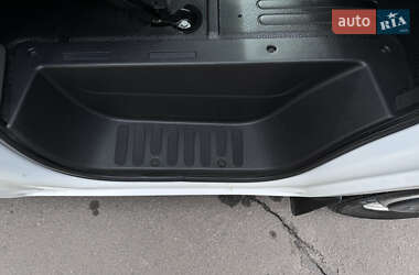Грузовой фургон Renault Master 2019 в 