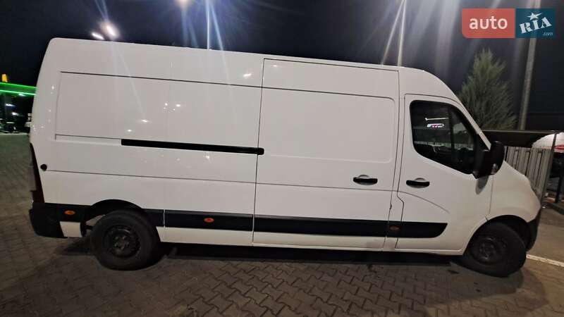 Вантажний фургон Renault Master 2013 в Ковелі