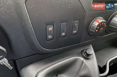Другие автобусы Renault Master 2016 в 