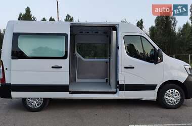 Грузовой фургон Renault Master 2020 в 