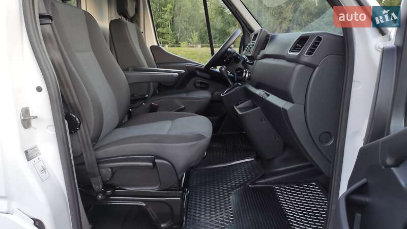 Вантажний фургон Renault Master 2020 в Бердичеві