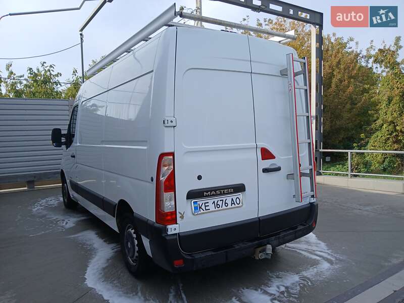Грузовой фургон Renault Master 2013 в Каменском