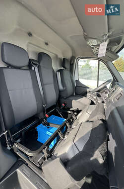 Грузовой фургон Renault Master 2021 в  фото 35 Грузовой фургон Renault Master 2021 в