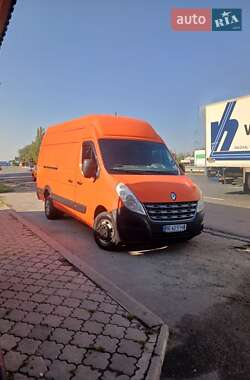 Грузовой фургон Renault Master 2013 в 