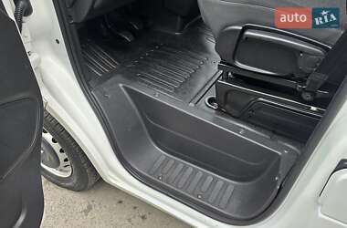 Грузовой фургон Renault Master 2018 в 