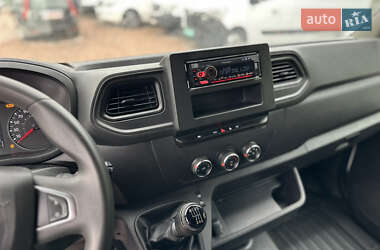 Грузовой фургон Renault Master 2021 в 