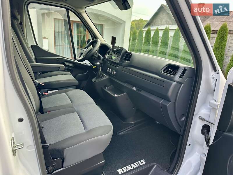 Грузовой фургон Renault Master 2021 в Дубно