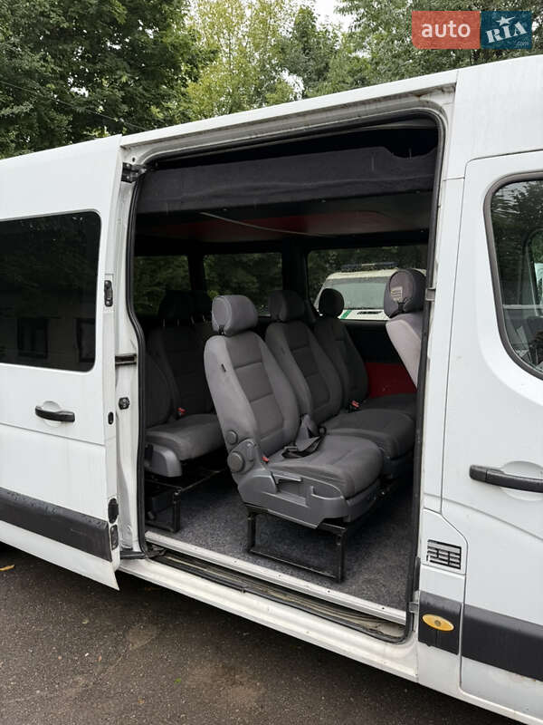 Микроавтобус Renault Master 2016 в Львове