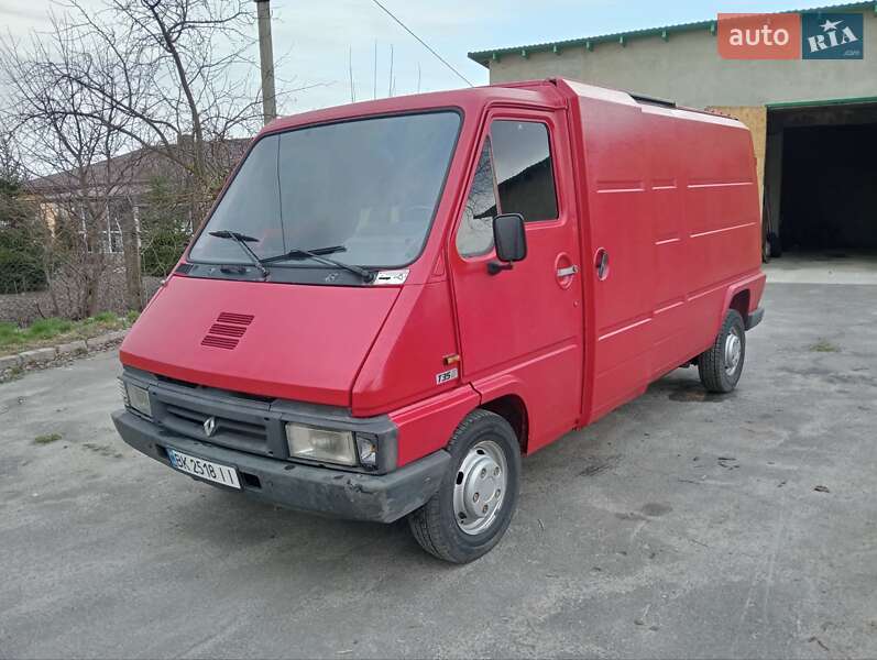 Грузовой фургон Renault Master 1995 в 